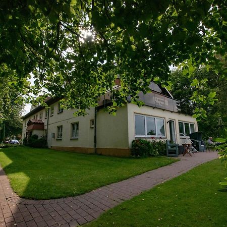 Gasthaus Zum Frohsinn Bosau Экстерьер фото
